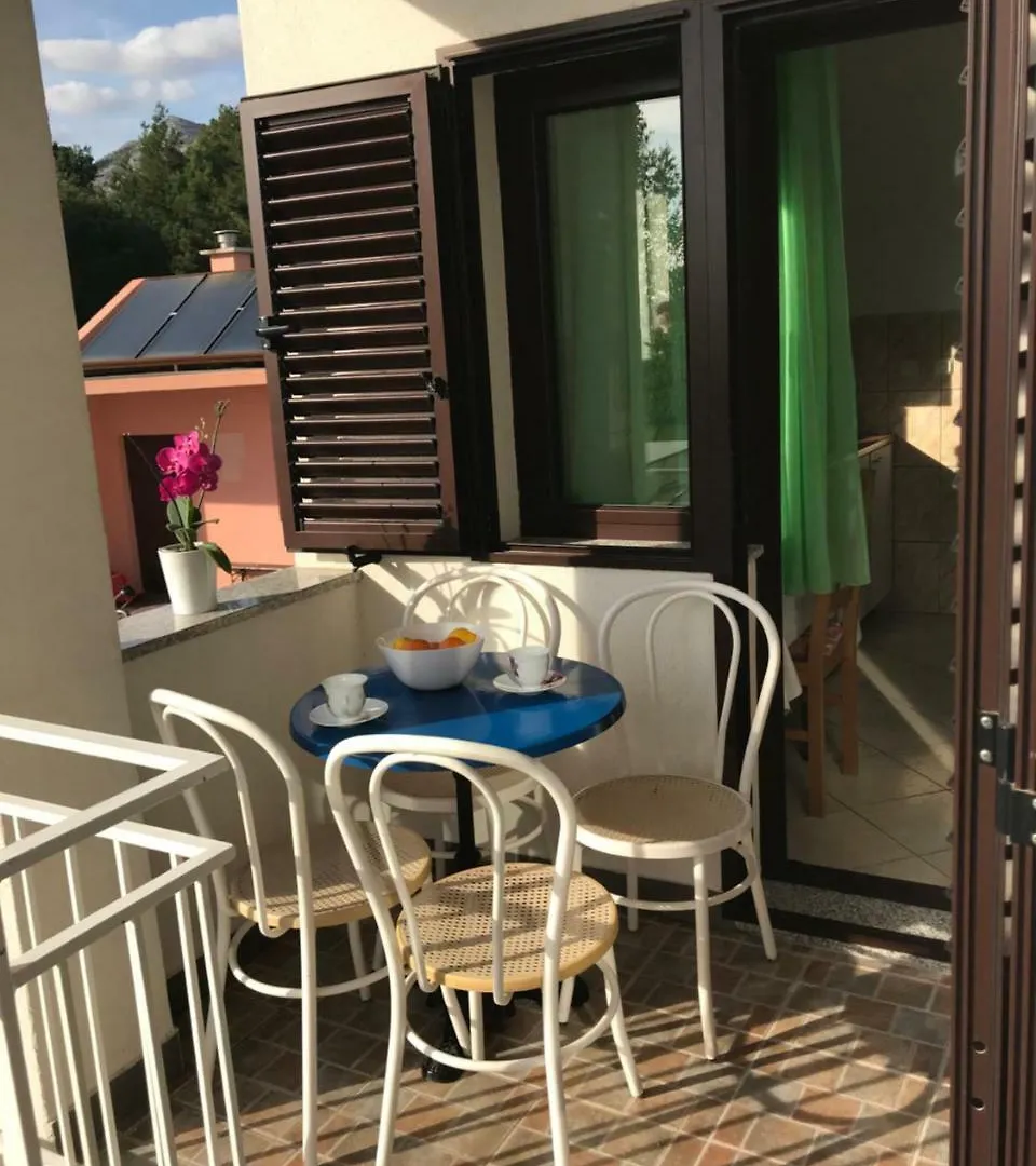 Apartman Ive Starigrad Paklenica Apartment