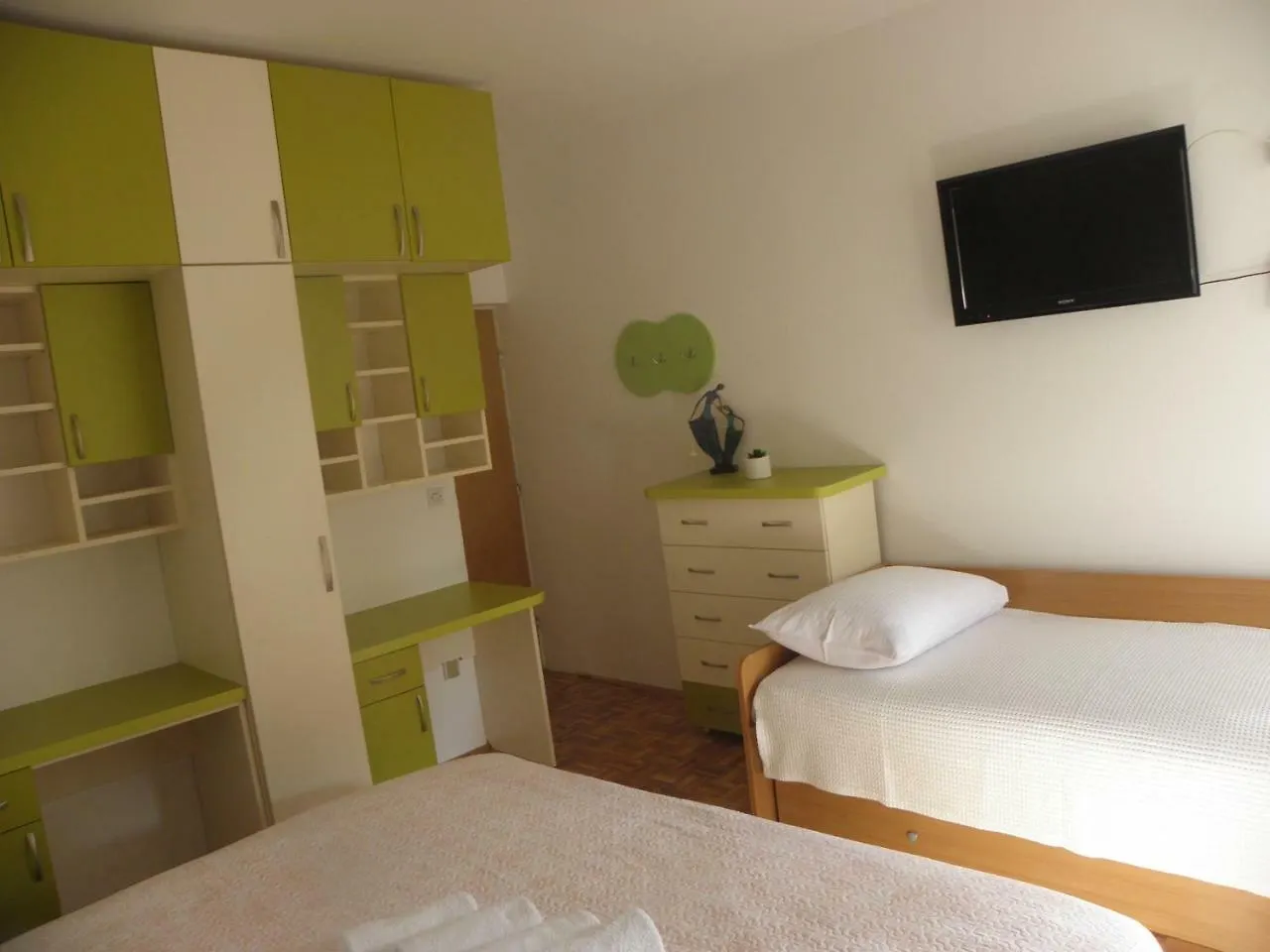 Apartman Ive Starigrad Paklenica 0*,